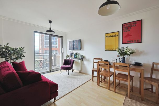 Victoria Road, Acton, W3 6BF - Photo 1