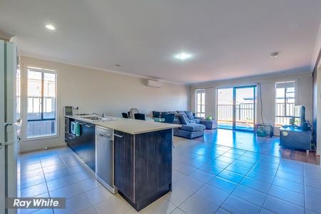 Your Dream Family Lifestyle Awaits at 21 O'Reilly Road, Tarneit! - Photo 2