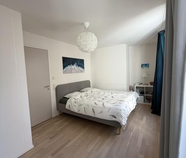 Moderne und zentral gelegene 3.5 Zimmer-Wohnung in Uster - Photo 2