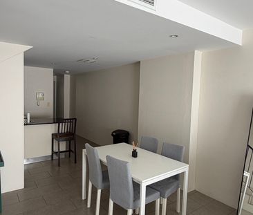 Erskineville - Photo 2