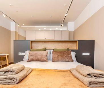1 room luxury Apartment for rent in Valencia, Spain - Photo 4