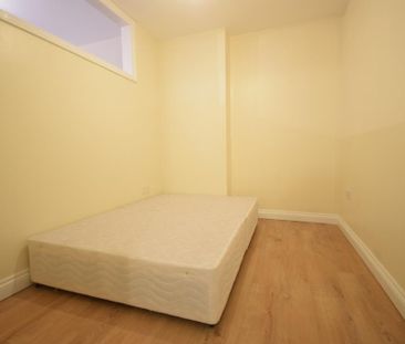 House share to rent - Photo 3