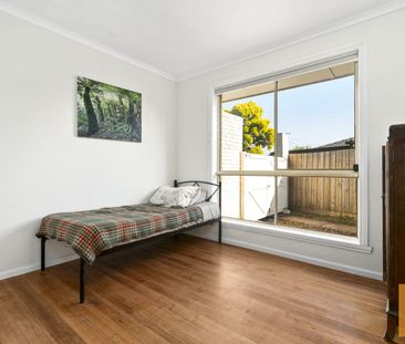 Family home in a great location! - Photo 2