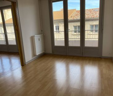 Location appartement 2 pièces 50 m² à Aubenas (07200) - Photo 2