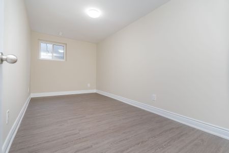 For Lease - 54 Princess Street, Orangeville, Ontario - Photo 3