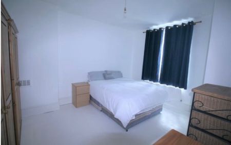 3 Bed Flat, Alverstone House, SE11 - Photo 5