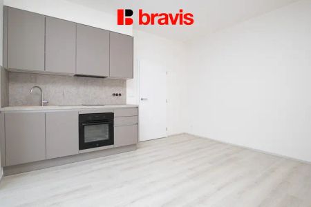 Pronájem bytu 1+kk, Brno - Trnitá, ul. Křenová, novostavba, balkon, výborná dostupnost do centra - Fotografie 4