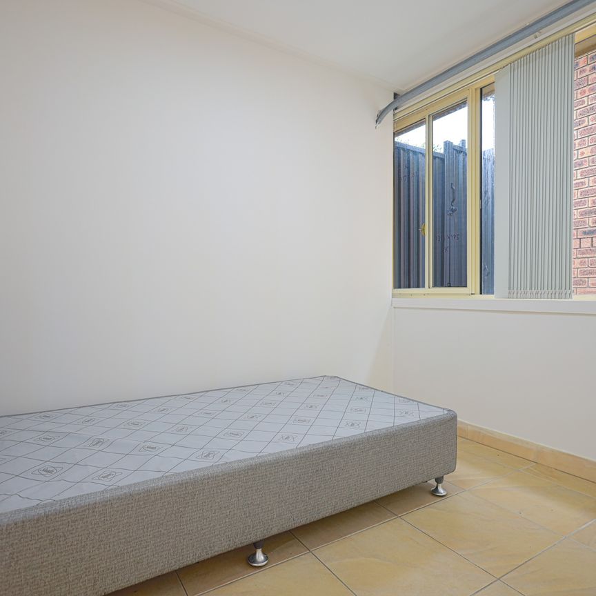 4 Yalding Ave, Carlingford NSW 2118 - House For Rent | Domain - Photo 1