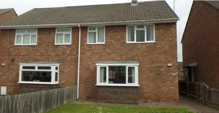 3 bedroom semi-detached house to rent - Photo 5