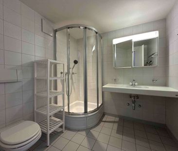 Studio meublé en attique avec balcon au centre ville - Foto 5