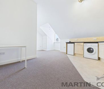 1 bedroom flat to rent - Photo 2