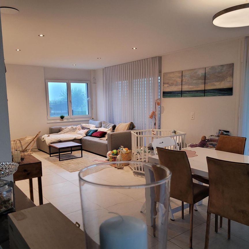 Neuwertiges Einfamilienhaus im Grünen - Foto 1