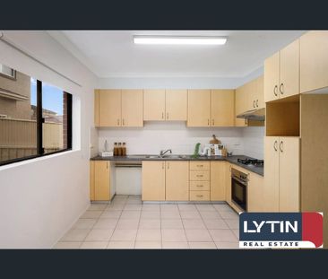 2/58 Clissold Parade, Campsie, NSW 2194 - Photo 1