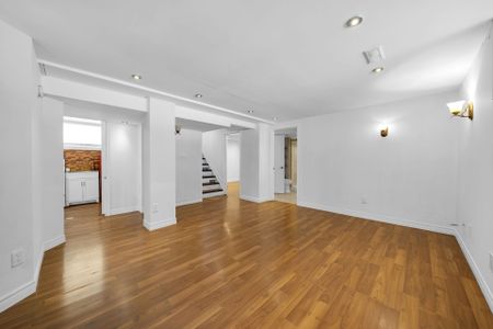 For Lease - 7 Kemano Road, Aurora, Ontario - Photo 4