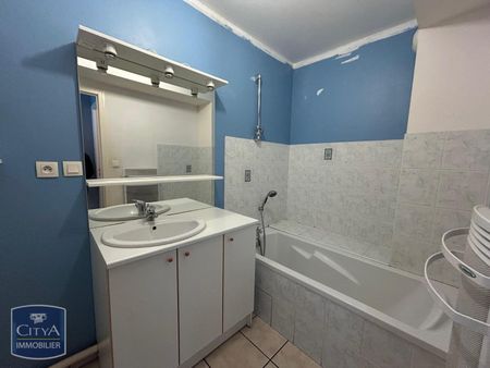 Location Appartement 2 pièces 57m² ST MARCELLIN EN FOREZ 42680 - Photo 4