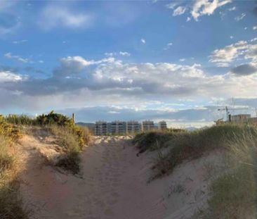 Piso de alquiler en Avinguda de Les Marjals, 31a, Oliva Playa - Photo 2