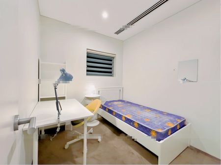 3 bed 2 bath - Photo 3