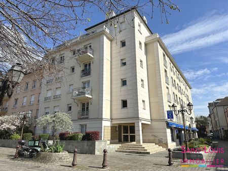 RARE à Poissy Beau F2 Au coeur du centre..., - Photo 2