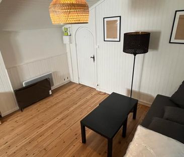 FRONTIÈRE MONÉGASQUE - STUDIO DERNIER ÉTAGE - Photo 3