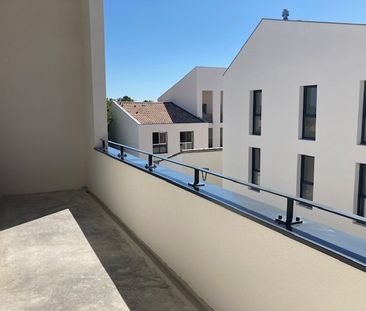 Location Appartement 2 pièces 43m² - Photo 6