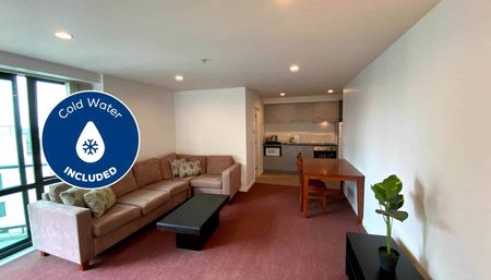 TIDY FURNISHED TWO BEDROOM ON LEVEL 22 + INCL ... - Photo 4