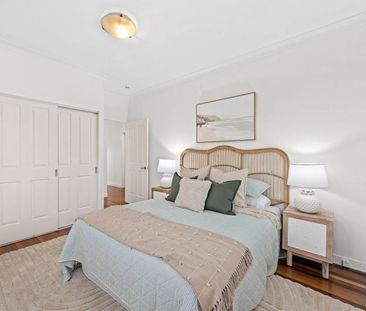 Spacious Family Home with Modern Comforts and Outdoor Entertaining - Photo 4