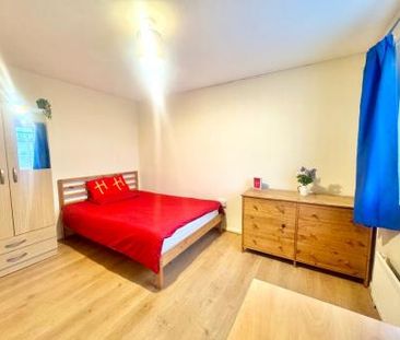 5 Bed Student Home - 144 Downs Road, UKC - Photo 6