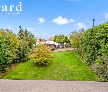 4 bedroom semi-detached bungalow to rent - Photo 2