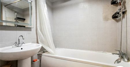 1 bedroom property to rent - Photo 4