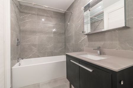 30 Saint-Joseph Est - Photo 4