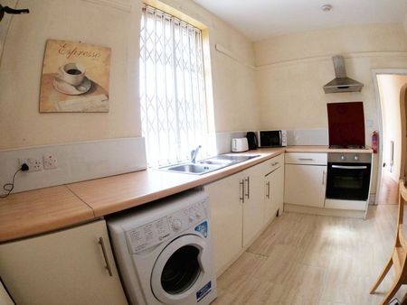 258 Newark Road, Lincoln, Lincolnshire, LN6 8RP - Photo 5