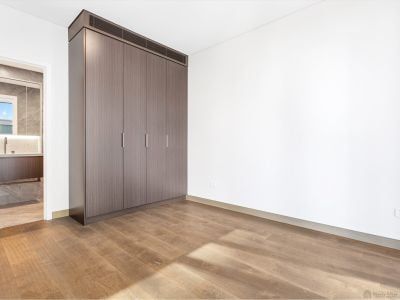 Two bedroom with Harbour Bridge View - Photo 2