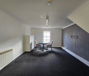 Sun Street, Waltham Abbey EN9, London - Photo 3