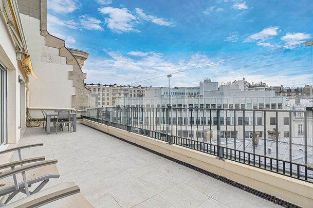 Location appartement 5 pièces, 125.00m², Paris 16 - Photo 1