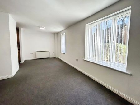 Woodsome Park, Woolton, Liverpool, Merseyside, L25 - Photo 3