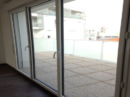 Location Appartement 4 pièces 86m² - Photo 5