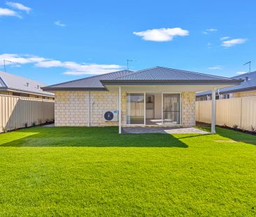 Beachside Family Living at Its Best - 3 Anaconda Loop, Dawesville - Photo 1