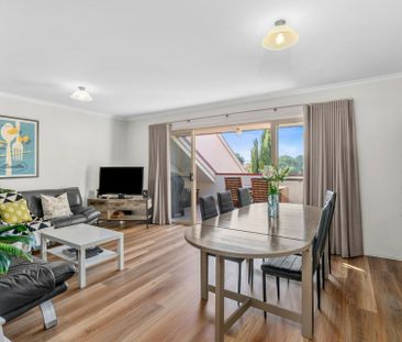 Fully furnished penthouse at "The Brighton" - Photo 2