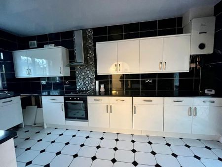 3 bedroom bungalow to rent - Photo 2