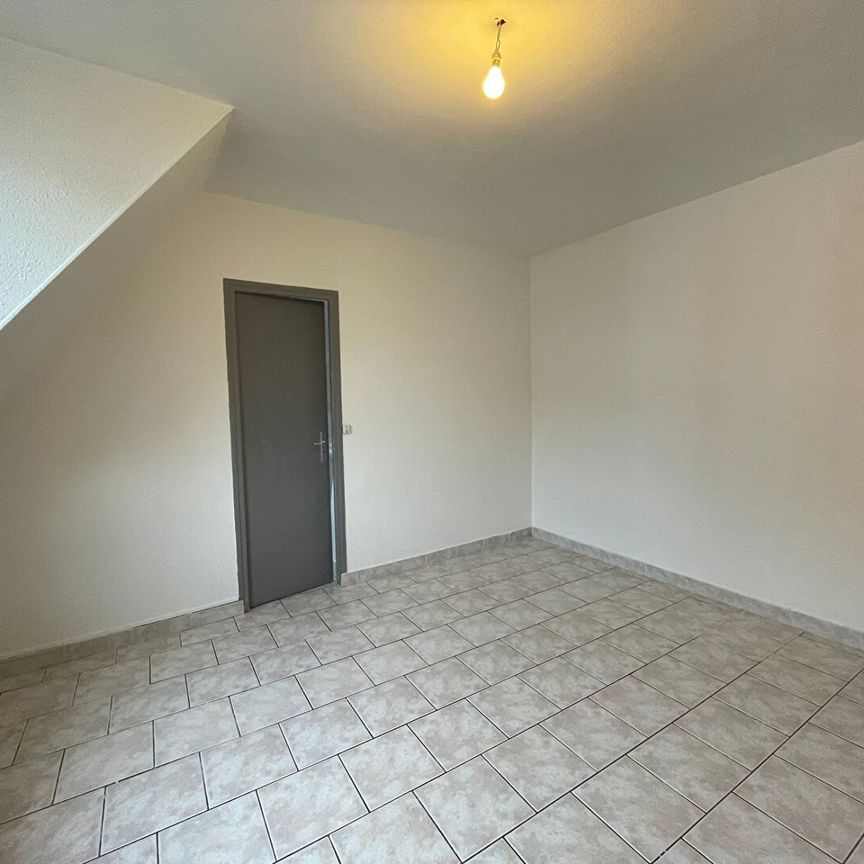 Location Appartement 2 pièces 47m² - Photo 1