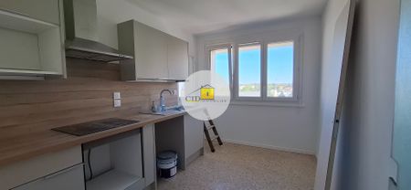 Appartement - 3 pièces - 61,20 m² - Saint-Priest - Photo 3