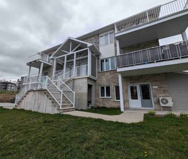 1435 Rue De L'Escarpe - Photo 1