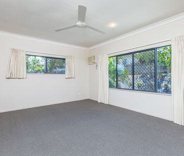 GRAND PARKRIDGE RESIDENCE! - Photo 4