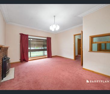 Great Home in Central Location - Photo 2