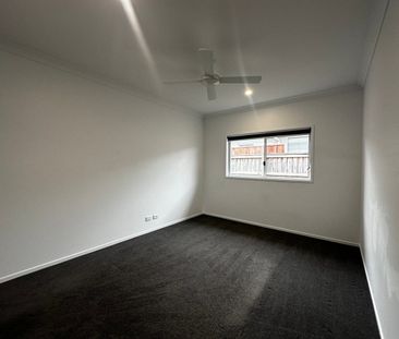 WHO WANTS A BUTLERS PANTRY ? YES PLEASE ! - Photo 1