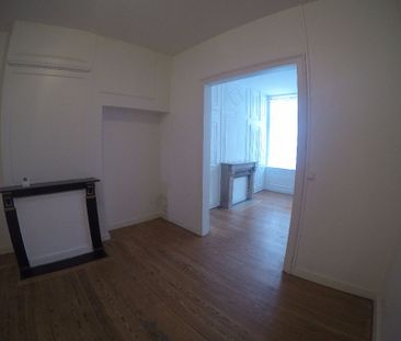 Location Appartement 1 pièce 53m² LILLE 59000 - Photo 6