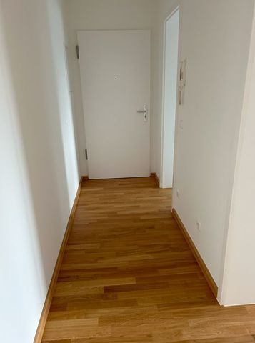 Zentrale 2-Zimmer-Wohnung mit Einbauküche und Balkon 1102-24.15 - Foto 5