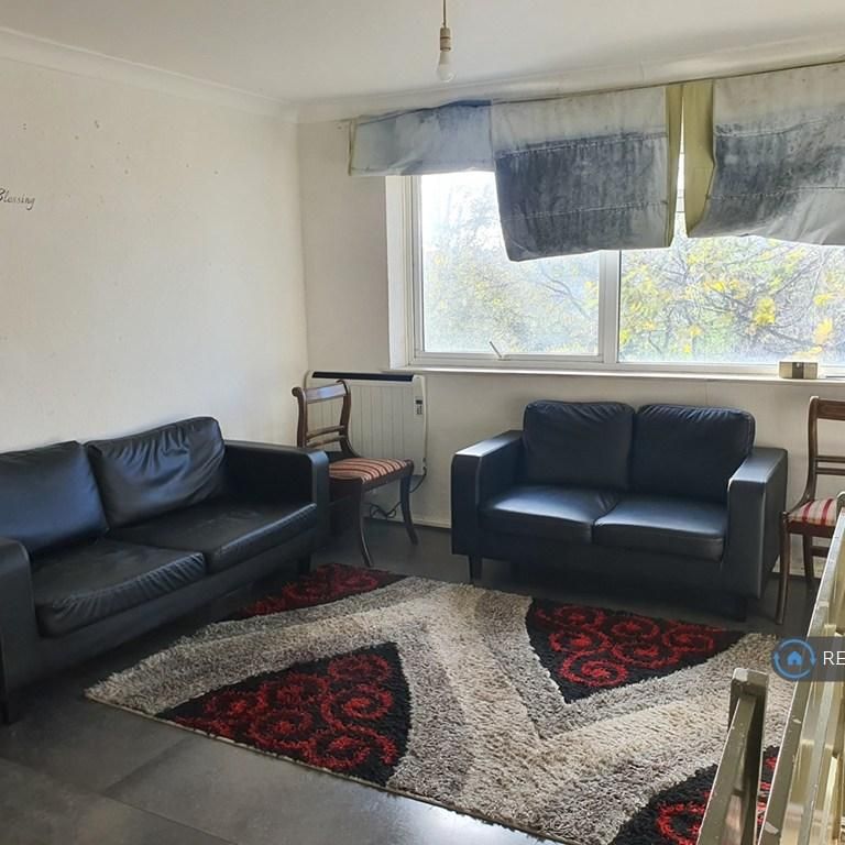 2 bedroom maisonette to rent - Photo 1