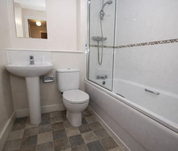 2 bedroom apartment to rent - Photo 2