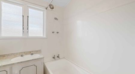 Great Location - Photo 4